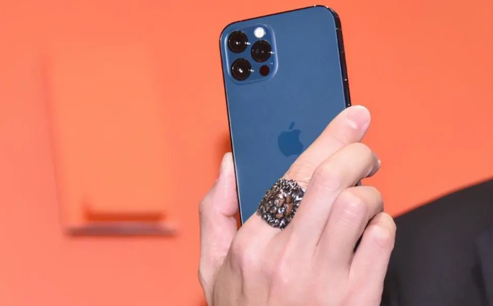 阜康苹果手机维修分享iPhone12系列重启方法教程 